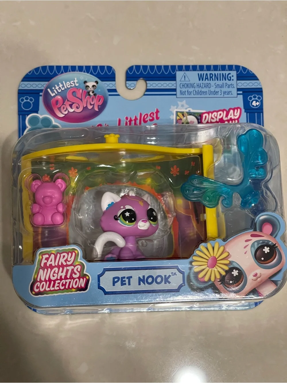 Littlest Pet Shop Purple Kitty Pet Nook Playset with Yellow & Teal Accessories